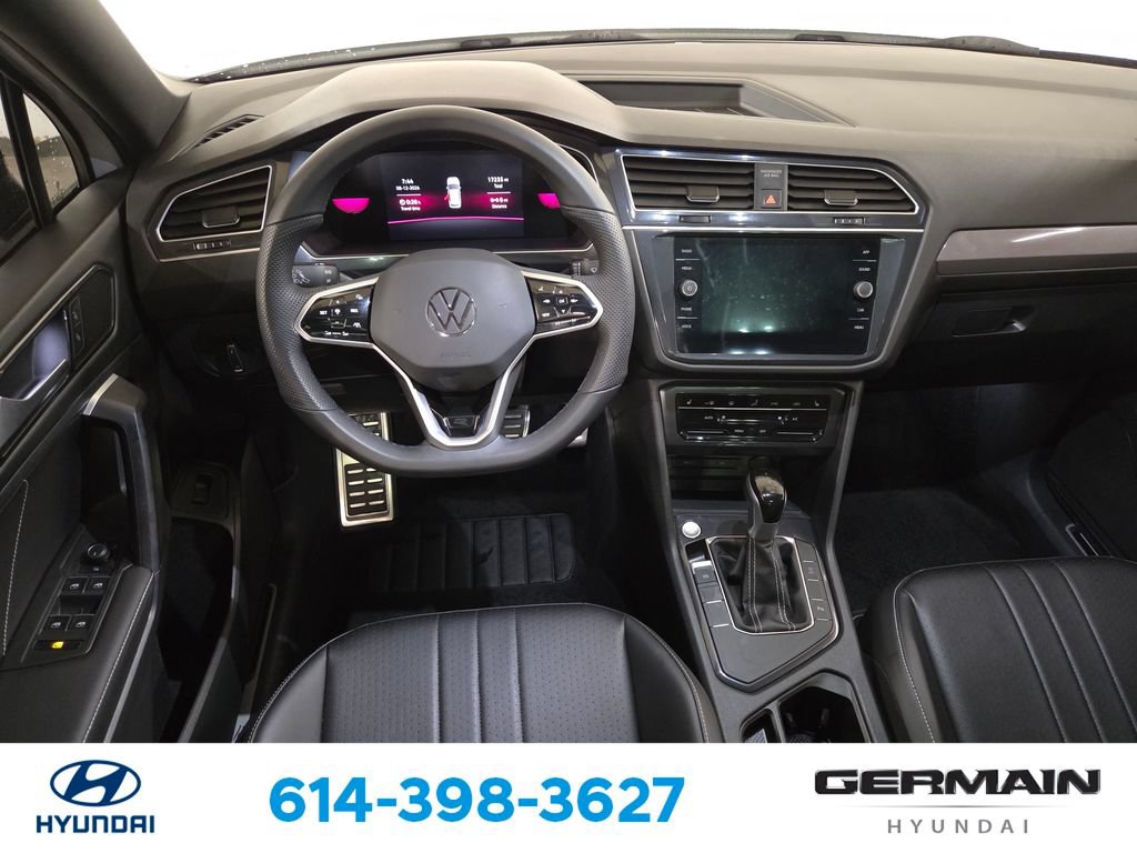 Used 2024 Volkswagen Tiguan SE R-Line FWD image 16