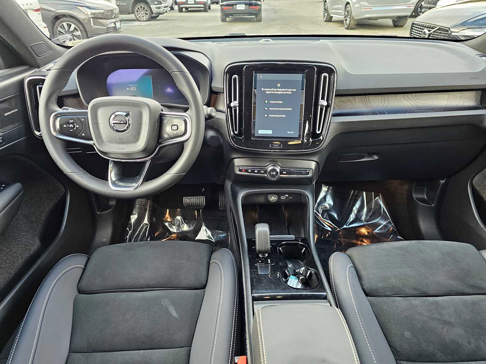 Used 2024 Volvo XC40 Recharge Ultimate w/ Protection Package Premier image 22