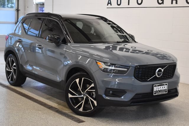Used 2021 Volvo XC40 T5 R-Design w/ Advanced Package AWD/4WD video 1