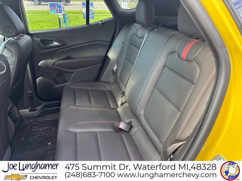 Certified 2025 Chevrolet Trax RS w/ Driver Confidence Package FWD image 13