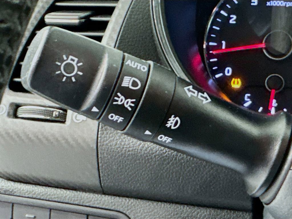 Used 2016 Kia Forte EX image 13