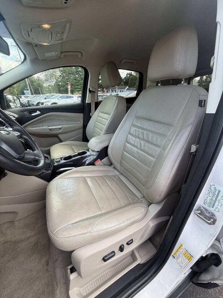 Used 2015 Ford Escape Titanium AWD/4WD image 13
