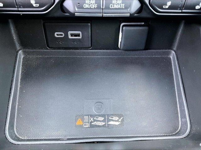 Used 2023 Chevrolet Tahoe Z71 image 26