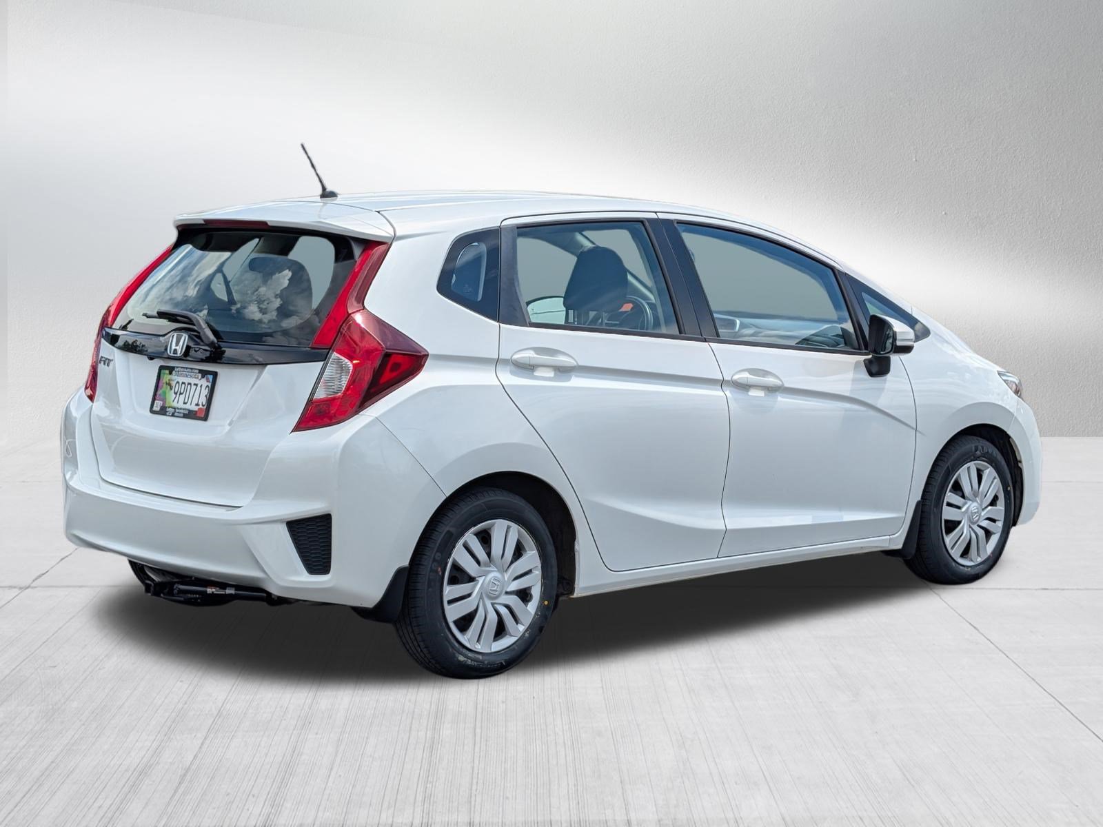 Used 2016 Honda Fit LX image 3