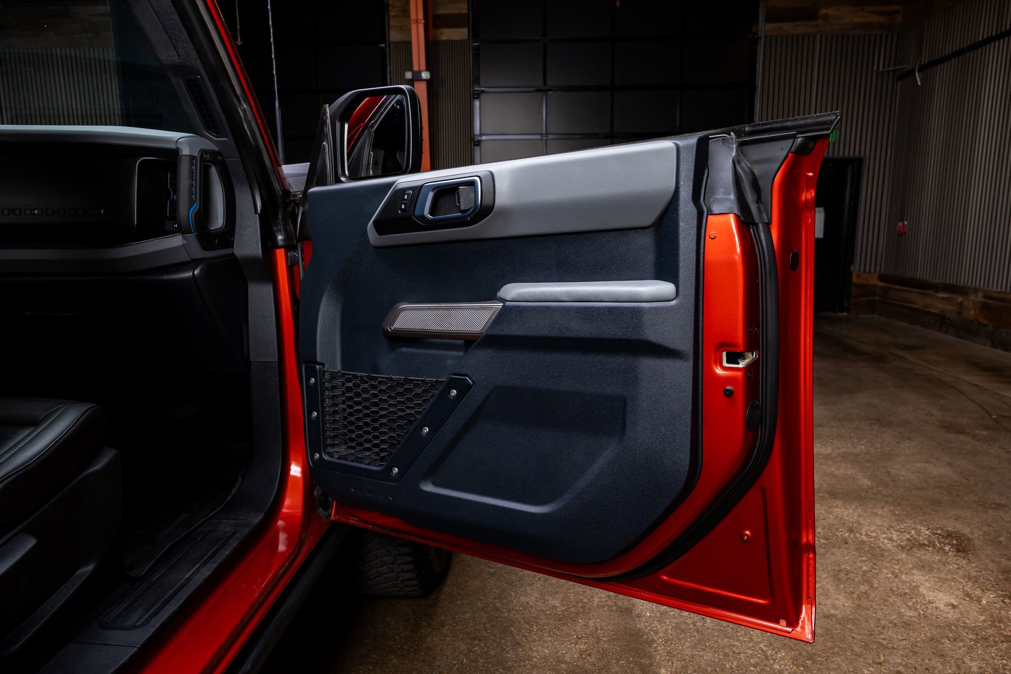 Used 2023 Ford Bronco Black Diamond w/ Sasquatch Package image 43