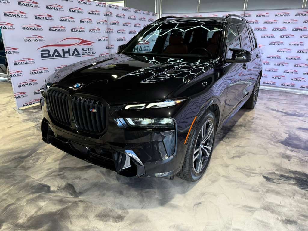 Used 2024 BMW X7 M60i w/ Executive Package image 3