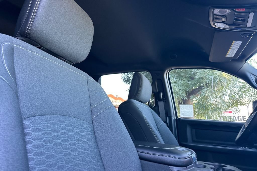 New 2026 RAM 2500 Warlock AWD/4WD image 16