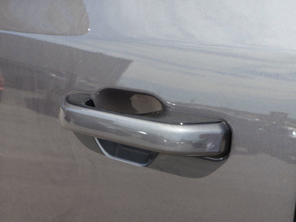 New 2026 Jeep Grand Wagoneer L Limited w/ Premium Group II image 21