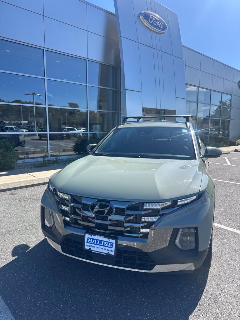 Used 2023 Hyundai Santa Cruz Limited AWD/4WD image 2