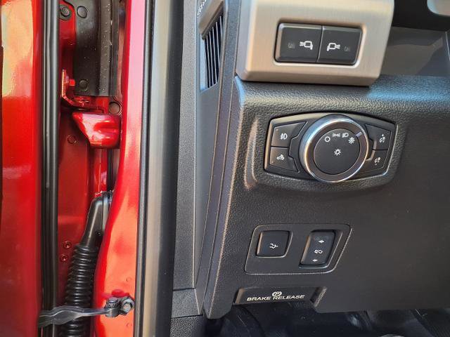 Certified 2017 Ford F350 Platinum image 18