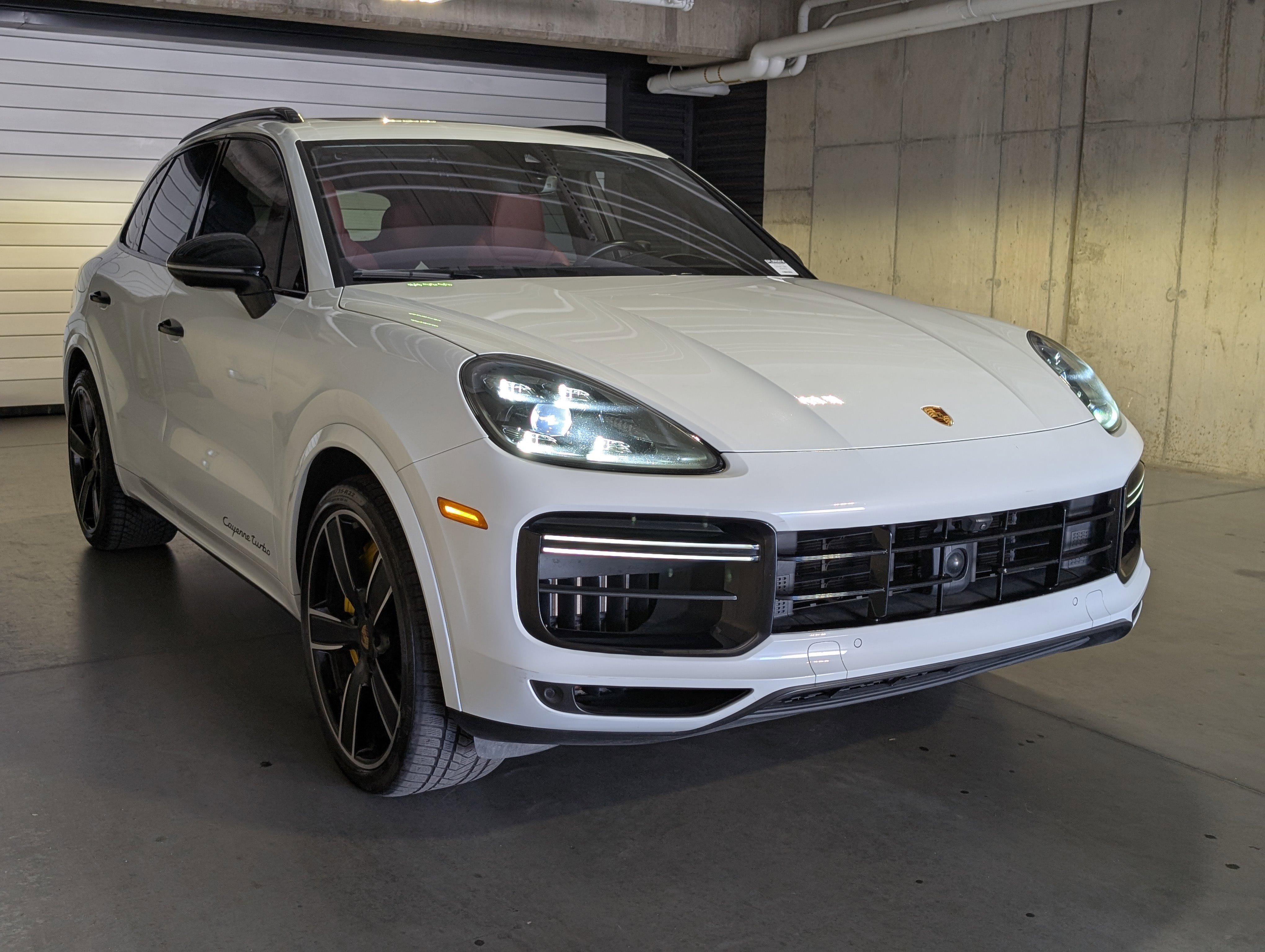 Certified 2022 Porsche Cayenne Turbo image 8