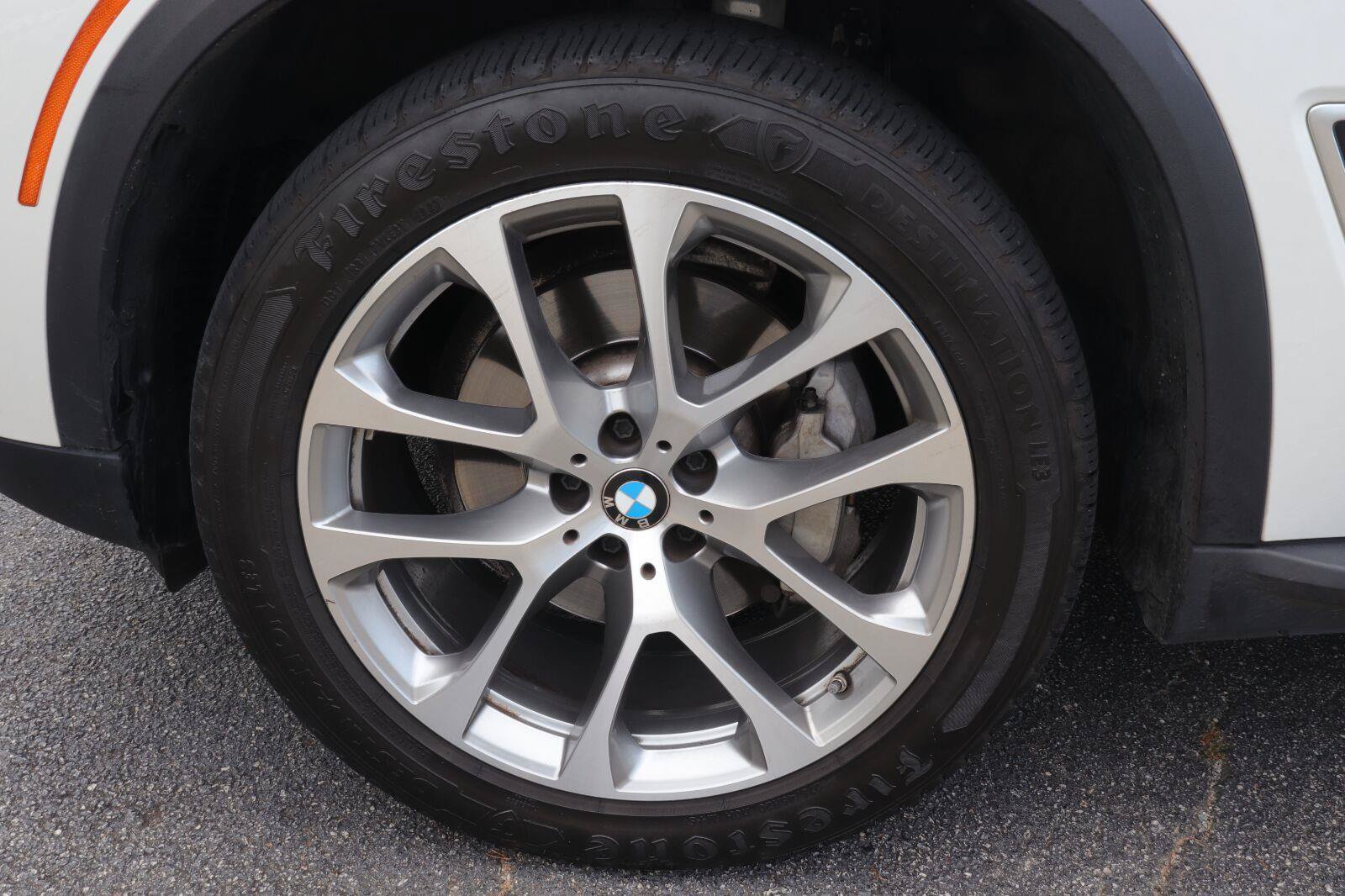 Used 2023 BMW X5 xDrive40i AWD/4WD image 41
