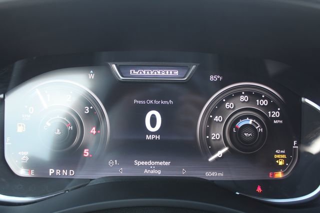 Used 2025 RAM 2500 Laramie AWD/4WD image 28
