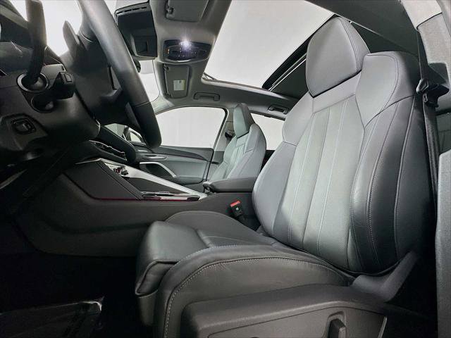 Certified 2025 Audi Q5 Premium Plus w/ Premium Plus image 18