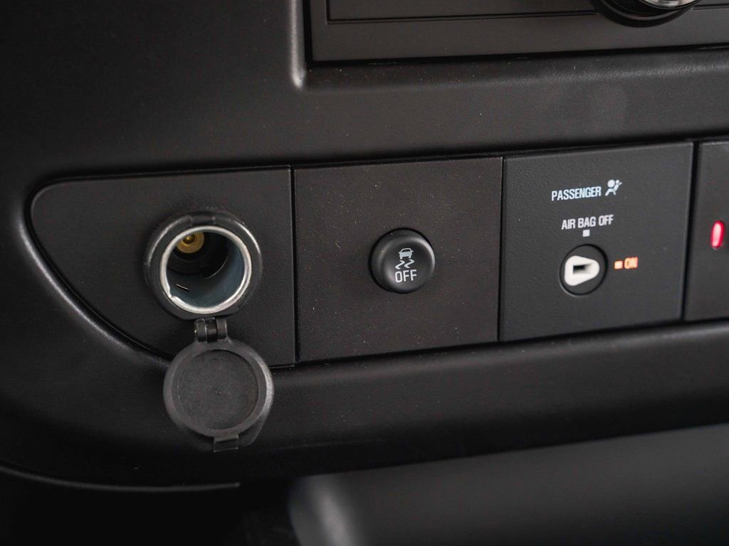 New 2025 Chevrolet Express 3500 w/ Power Convenience Package image 17