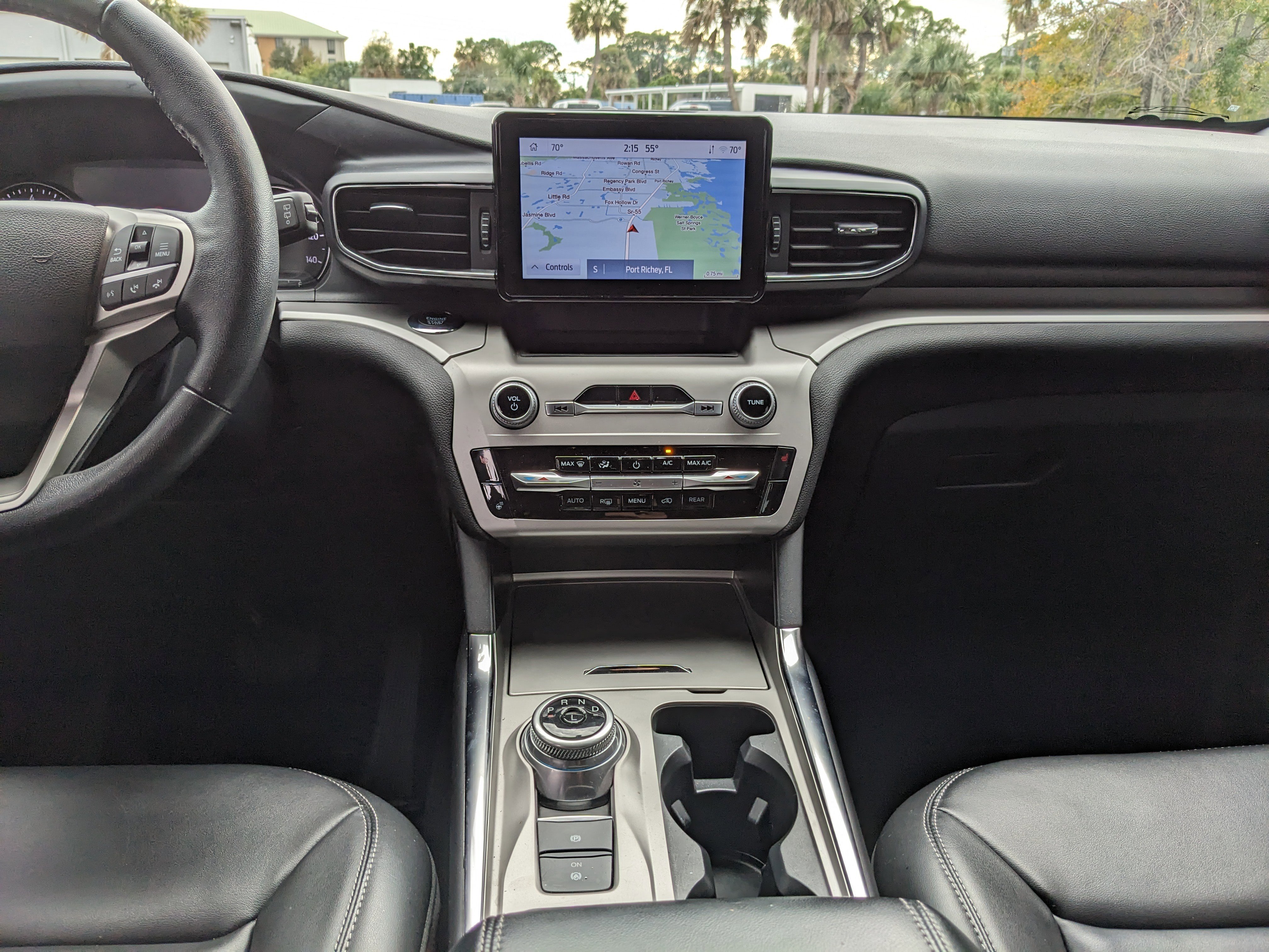 Certified 2022 Ford Explorer XLT w/ Equipment Group 202A image 17