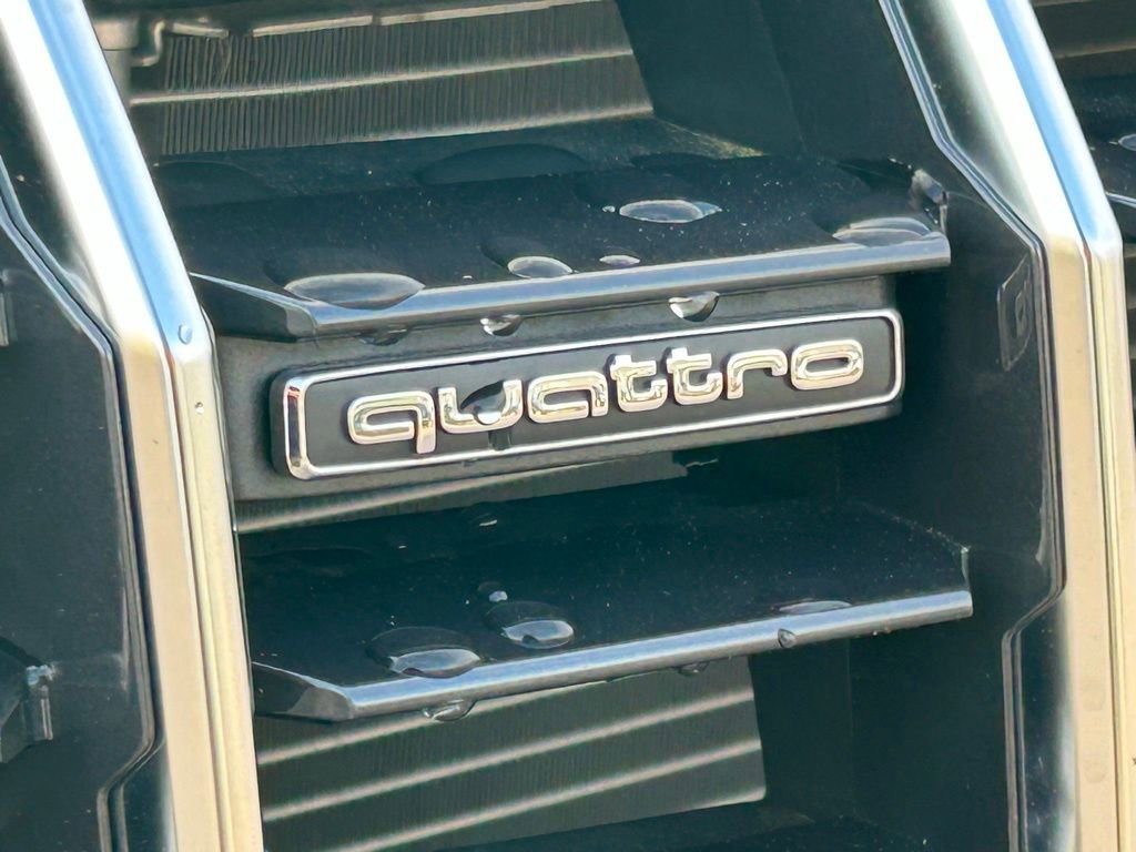 Used 2025 Audi Q3 2.0T Premium w/ Convenience Package image 48