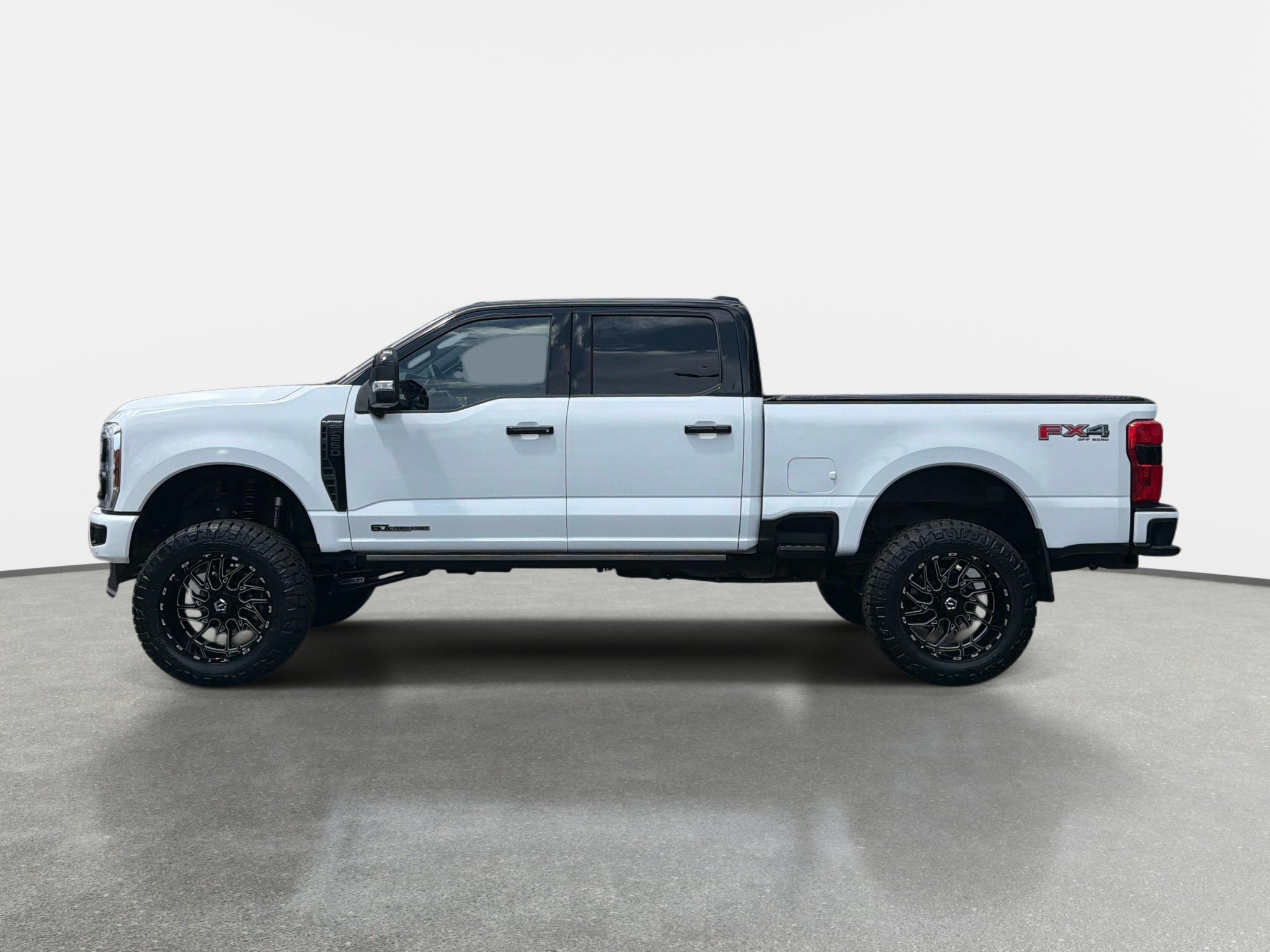 Used 2025 Ford F250 Platinum AWD/4WD image 10