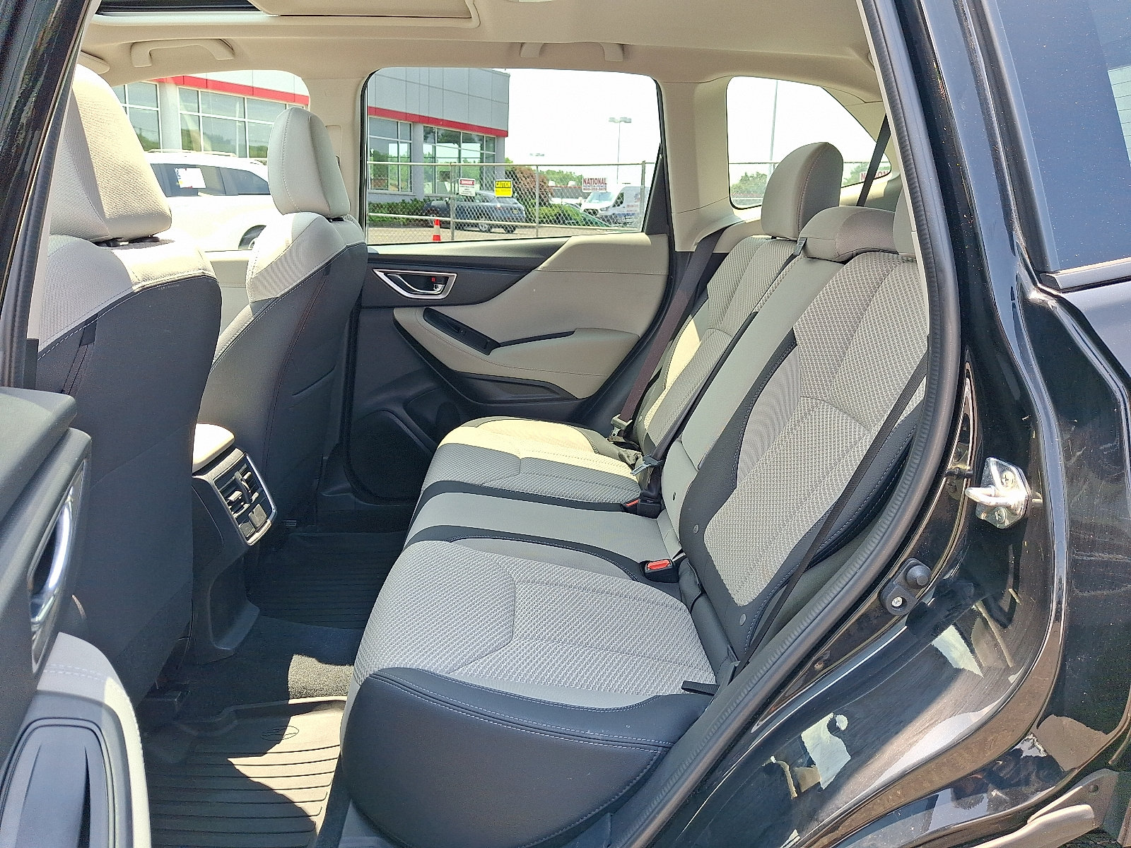 Used 2021 Subaru Forester Premium AWD/4WD image 11