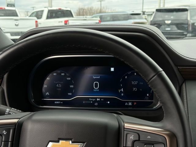 Used 2023 Chevrolet Suburban High Country AWD/4WD image 10