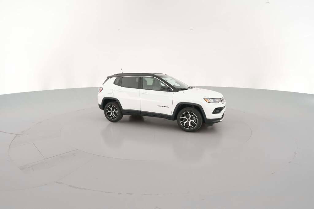 New 2026 Jeep Compass Limited image 15