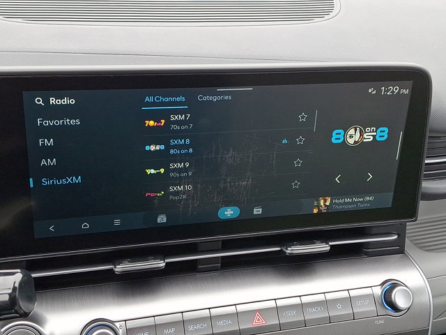 Used 2024 Hyundai Kona Limited image 18