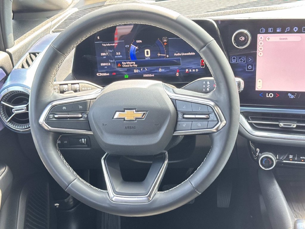 Used 2024 Chevrolet Equinox EV LT FWD image 9