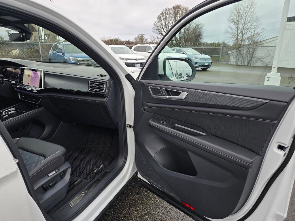 New 2026 Volkswagen Atlas Cross Sport SEL Premium R-Line image 43