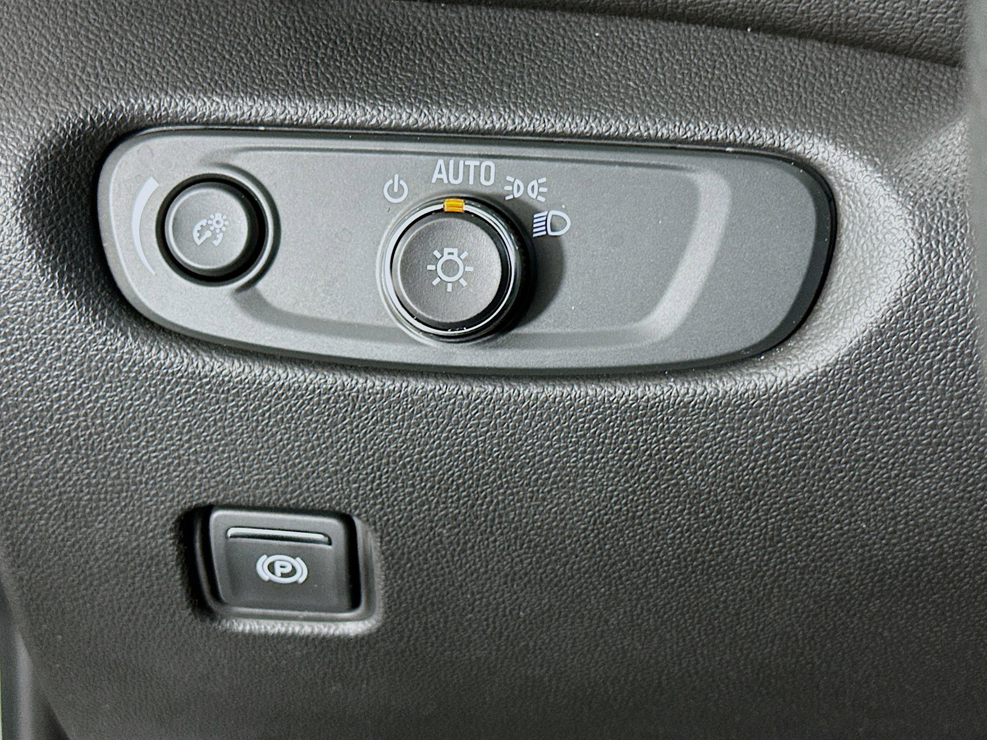 Used 2023 Chevrolet Blazer LT image 16