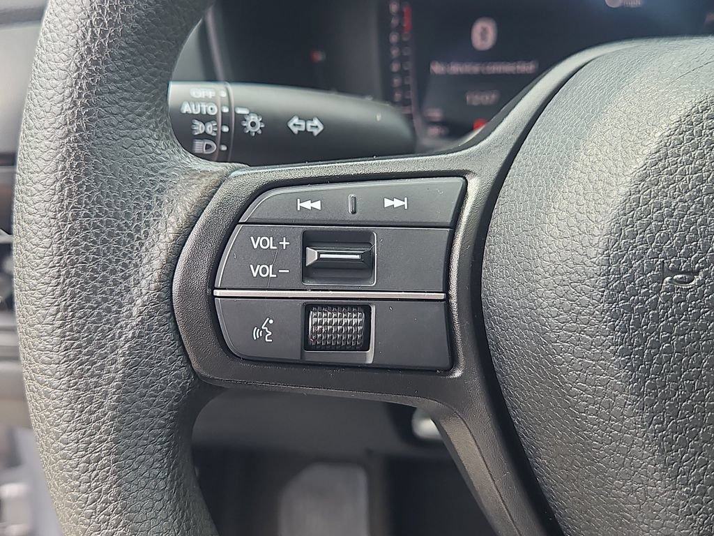 Certified 2023 Honda Accord LX image 19