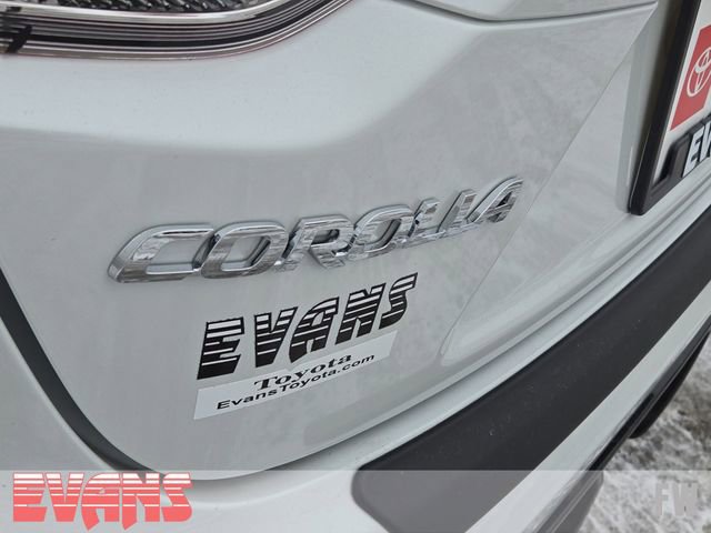 Certified 2026 Toyota Corolla SE w/ SE Premium Package image 4