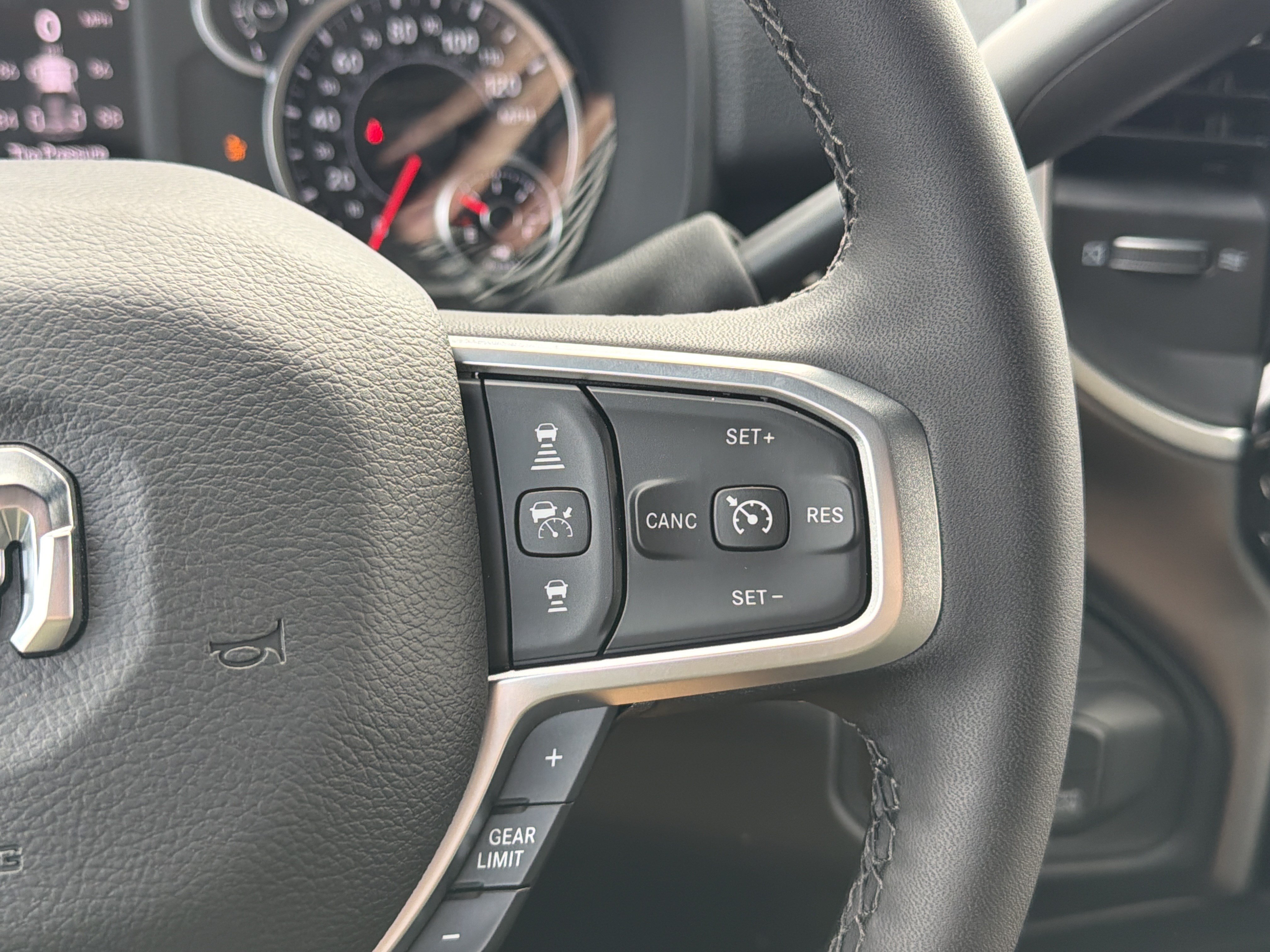New 2026 RAM 2500 Big Horn AWD/4WD image 19