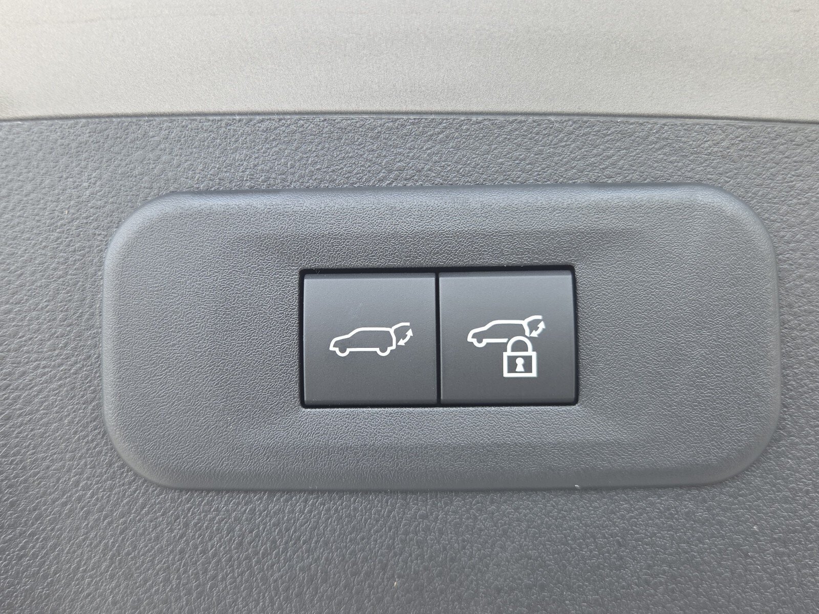 New 2026 Lexus NX 350 AWD w/ Cold Area Package image 17