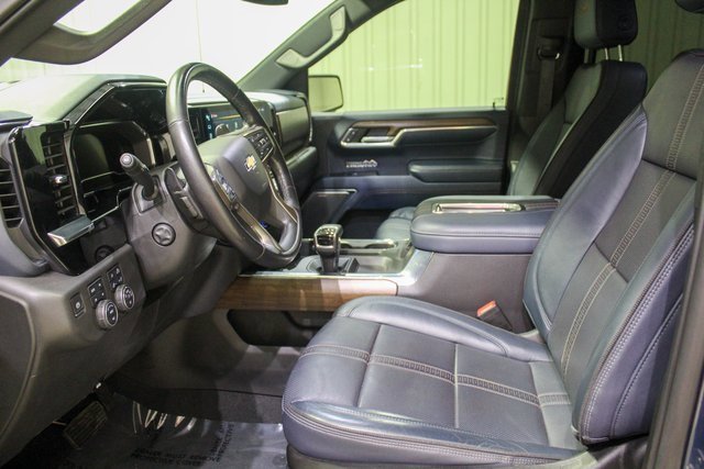 Used 2022 Chevrolet Silverado 1500 High Country w/ Max Trailering Package image 8