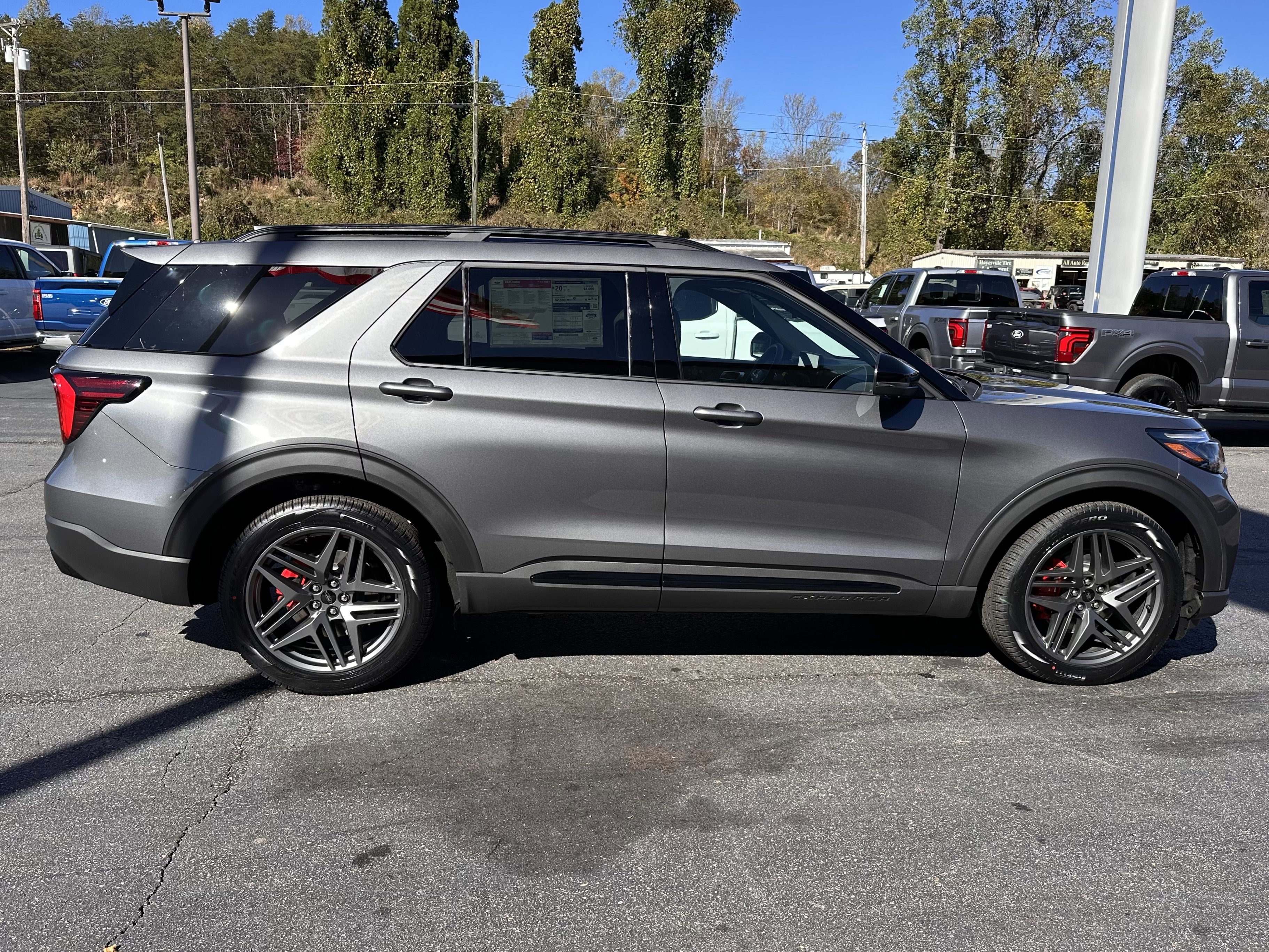 New 2026 Ford Explorer ST image 5