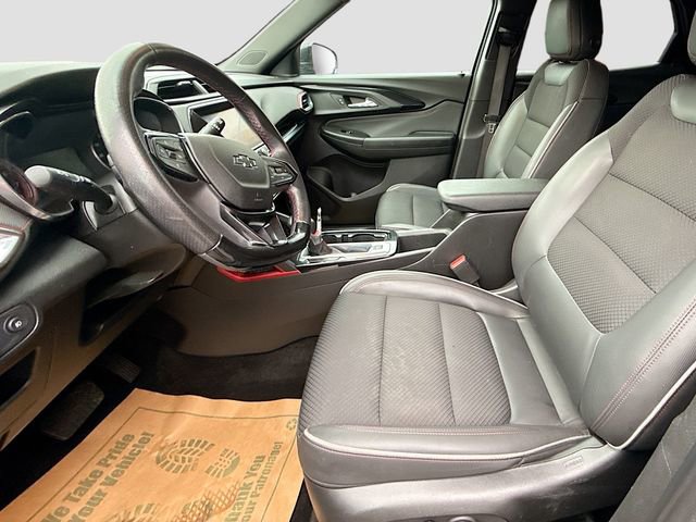Used 2021 Chevrolet TrailBlazer RS w/ Sun and Liftgate Package image 22