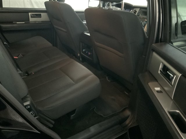 Used 2017 Ford Expedition XLT AWD/4WD image 21