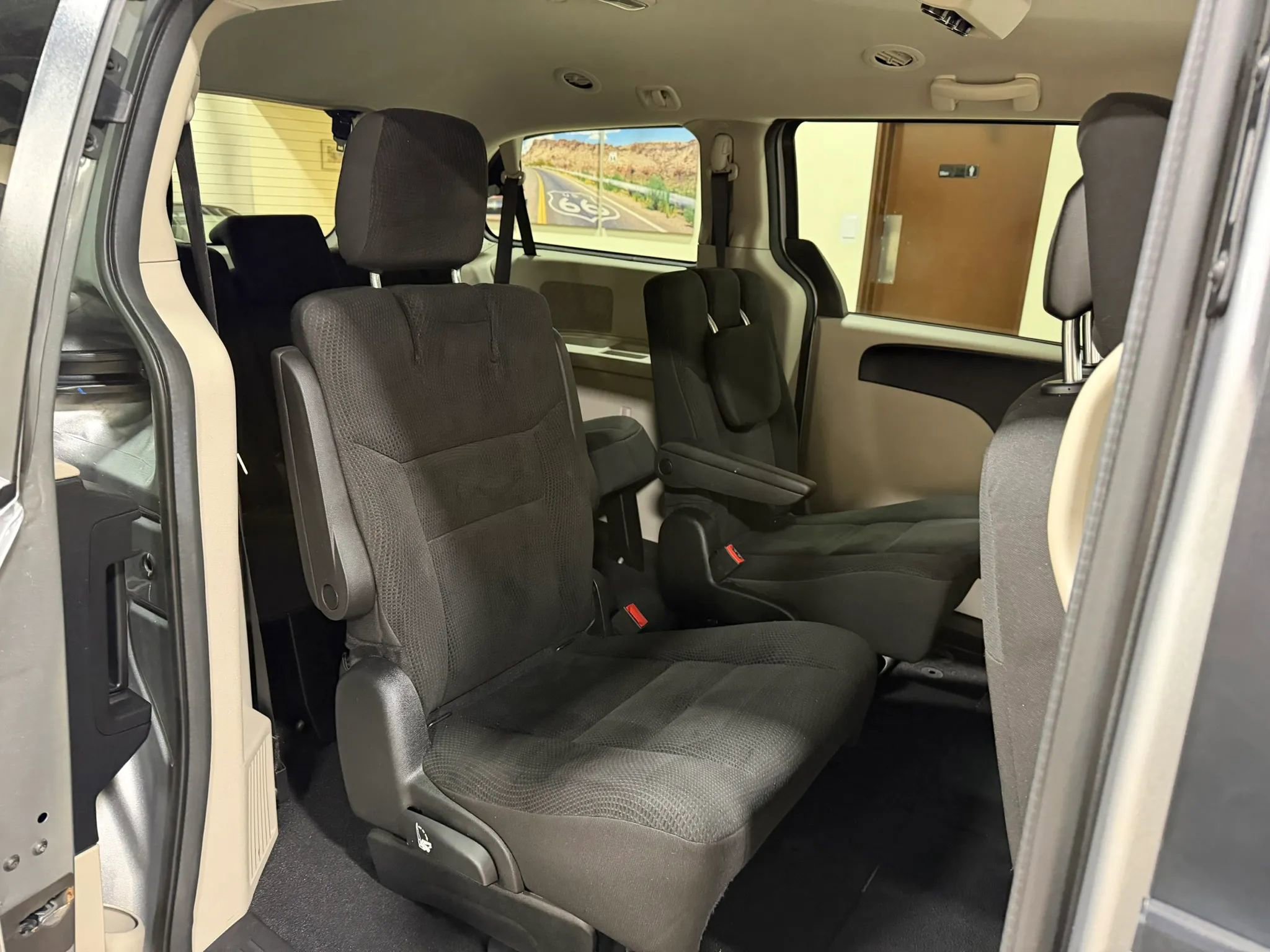 Used 2019 Dodge Grand Caravan SE image 26