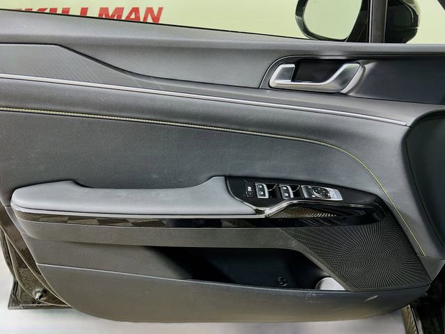 Used 2025 Kia K5 GT image 32