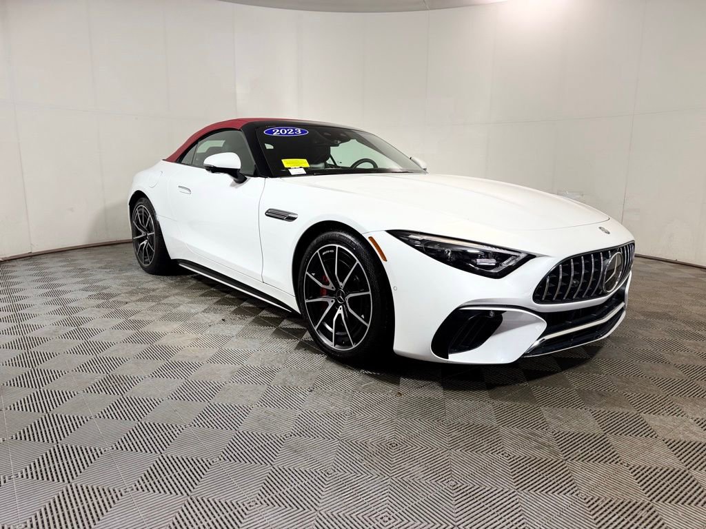 Used 2023 Mercedes-Benz SL 55 AMG 4MATIC w/ Driver Assistance Package image 8