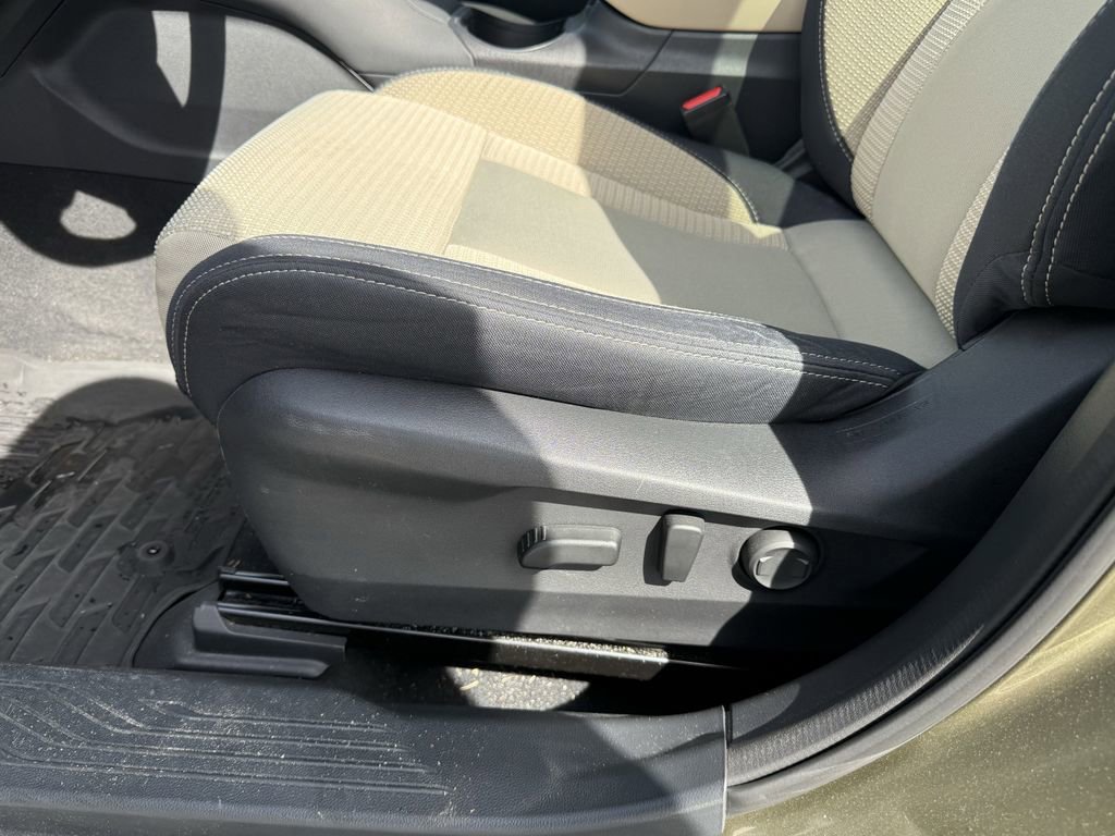 Used 2024 Subaru Outback Premium image 13