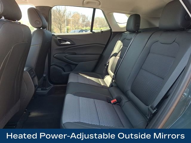 Used 2025 Chevrolet Trax LT w/ Driver Confidence Package image 19