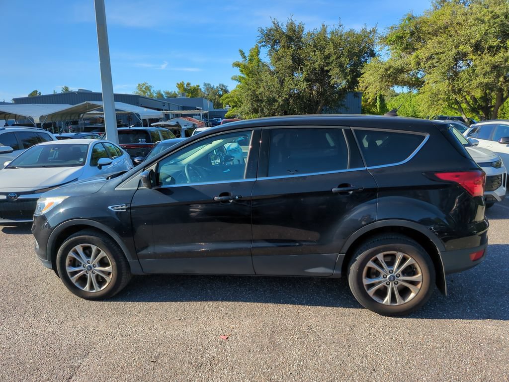 Used 2019 Ford Escape SE AWD/4WD image 3