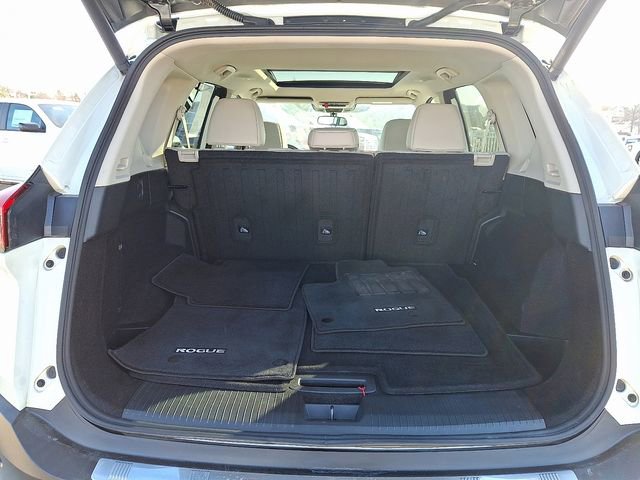 Used 2021 Nissan Rogue SV w/ Premium Package image 31