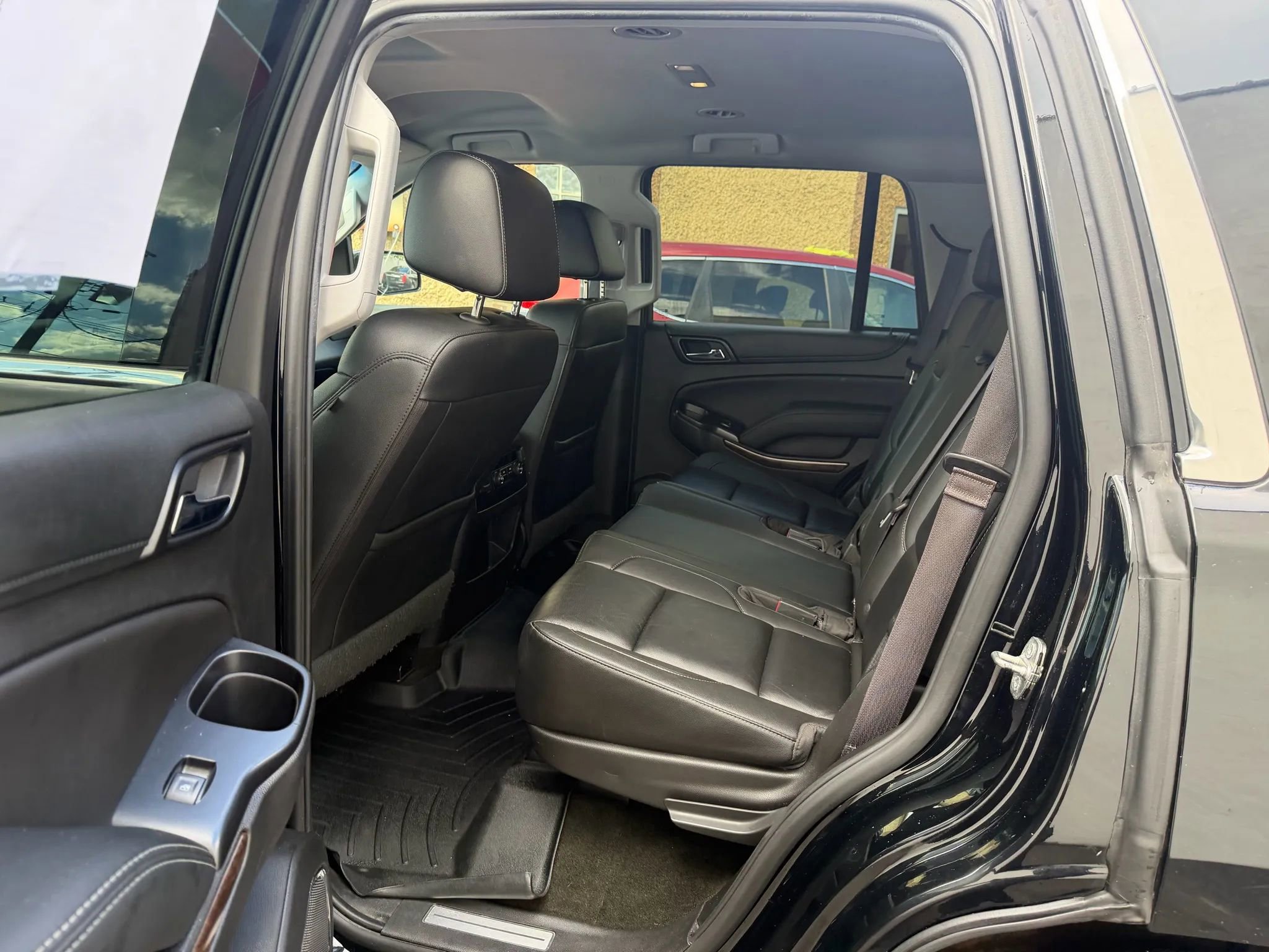 Used 2017 Chevrolet Tahoe LT image 27