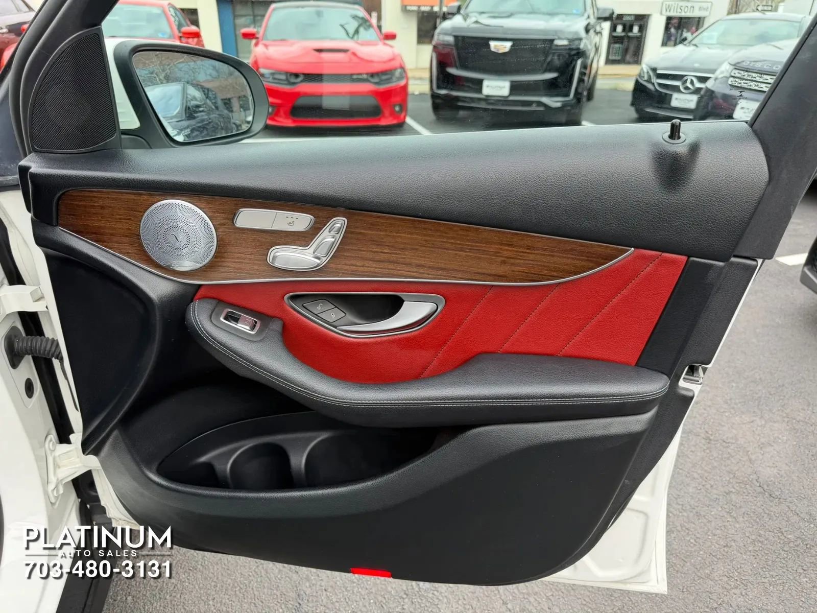 Used 2021 Mercedes-Benz GLC 300 4MATIC image 20