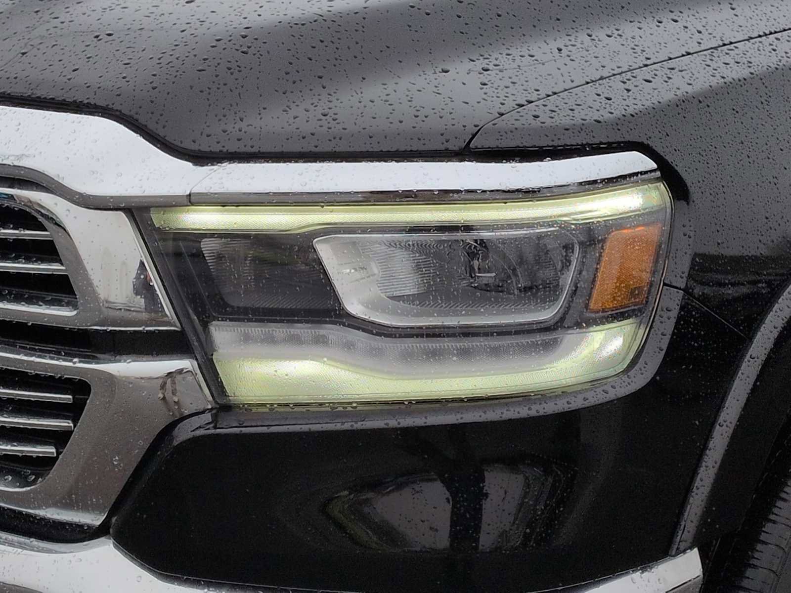 Used 2019 RAM 1500 Laramie image 11