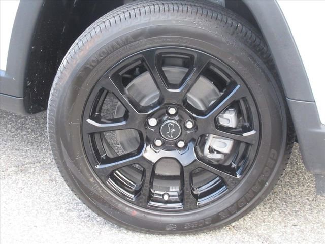 New 2026 Jeep Compass Latitude image 7