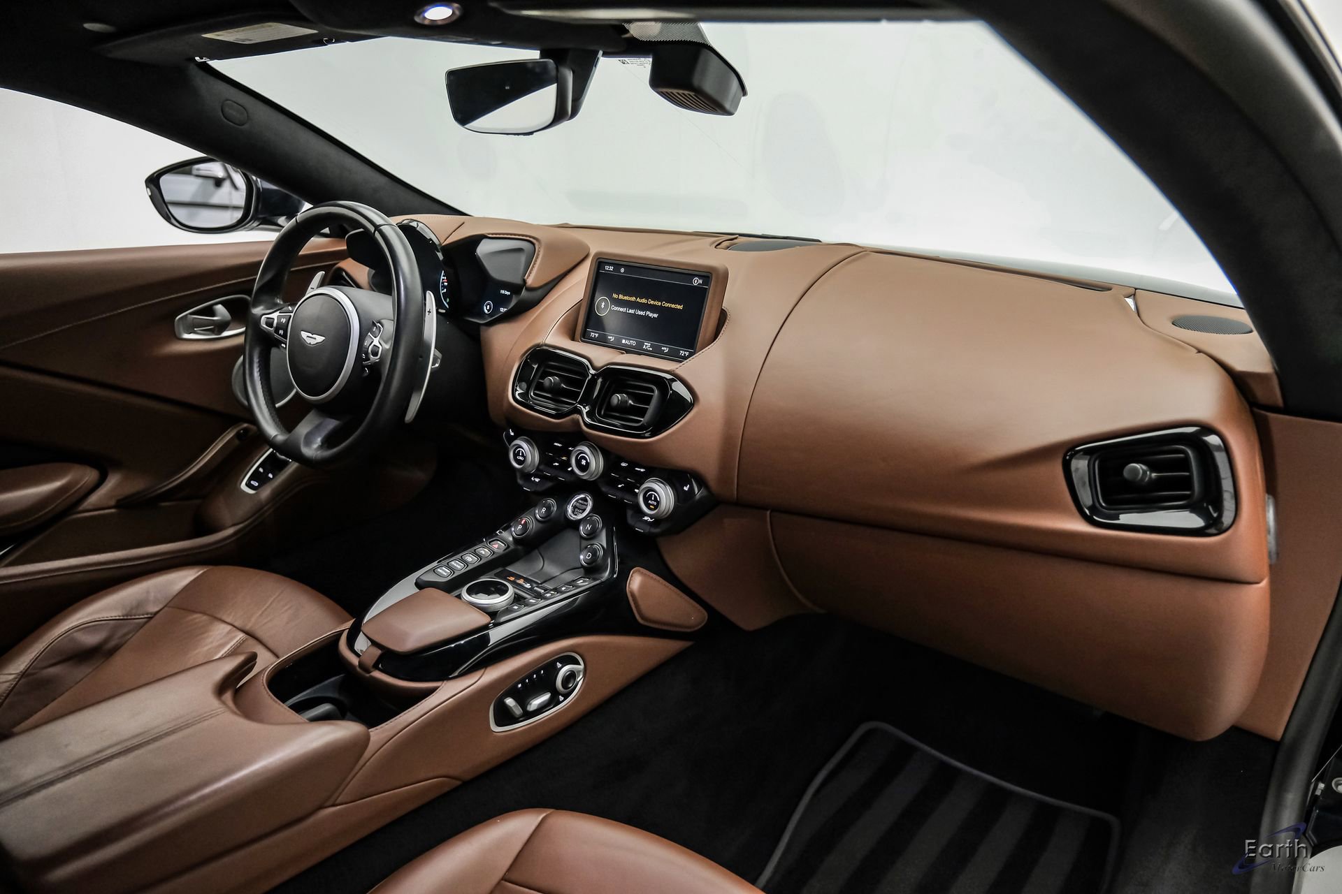 Used 2020 Aston Martin V8 Vantage Coupe RWD image 41