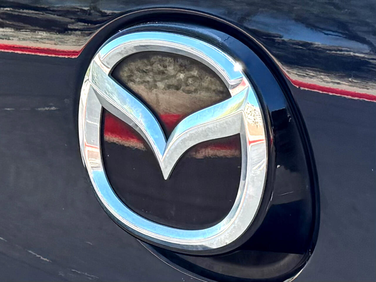 Used 2023 MAZDA MAZDA3 s image 25